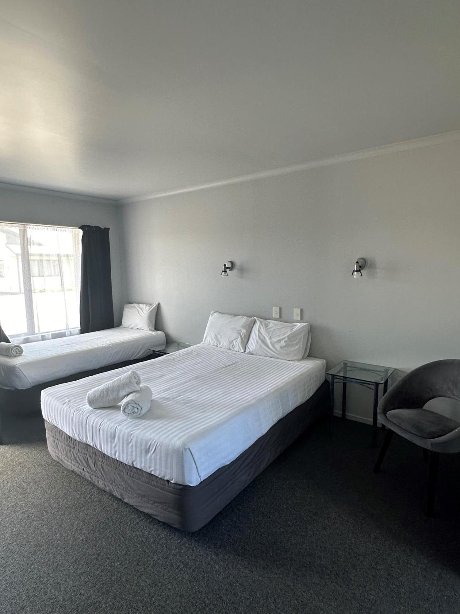 Eastland Pacific Motor Lodge Опотики Экстерьер фото